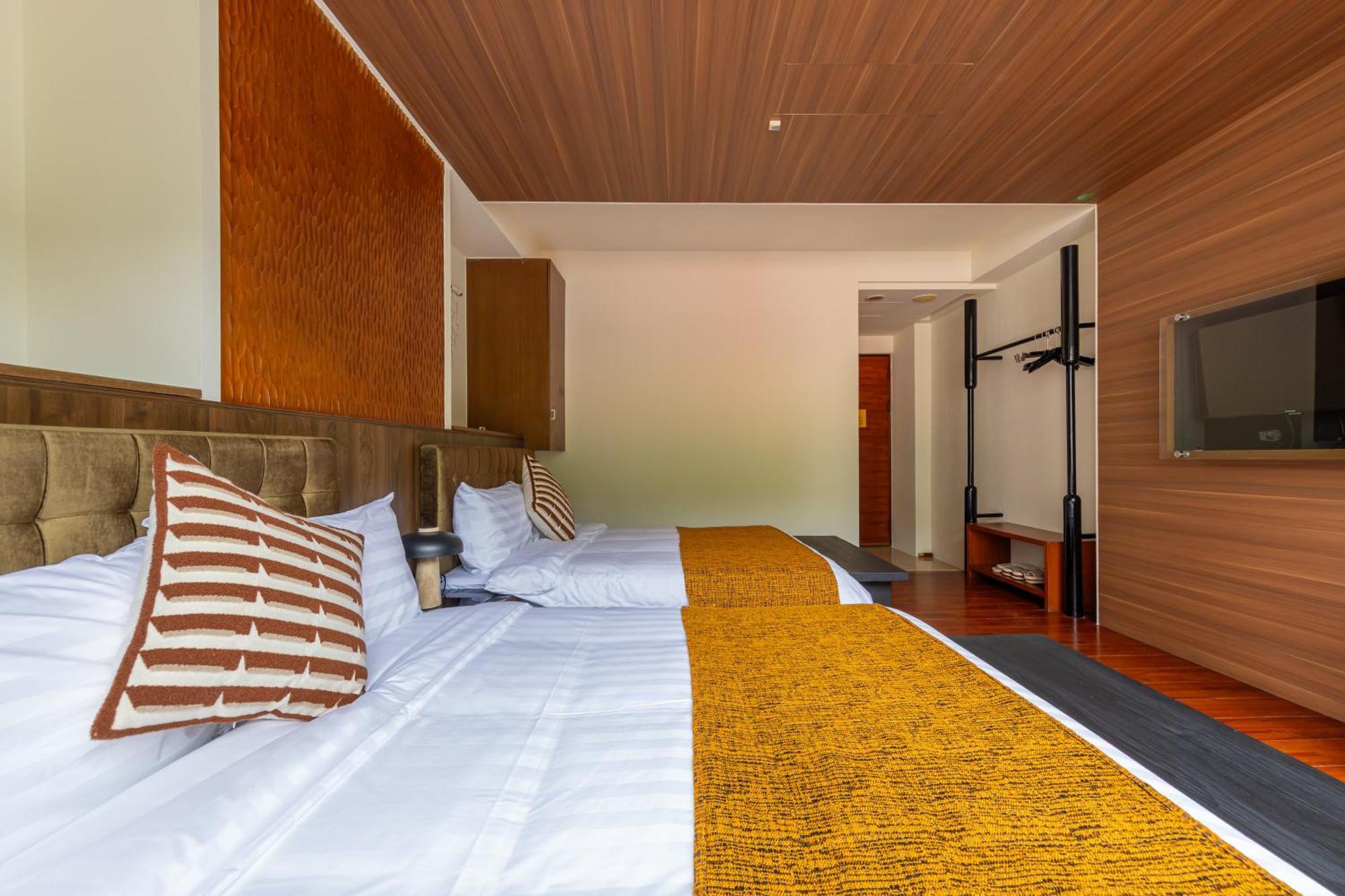 Sun Moon Lake Itathao Vacation Inn With Elevator Yuchi Extérieur photo